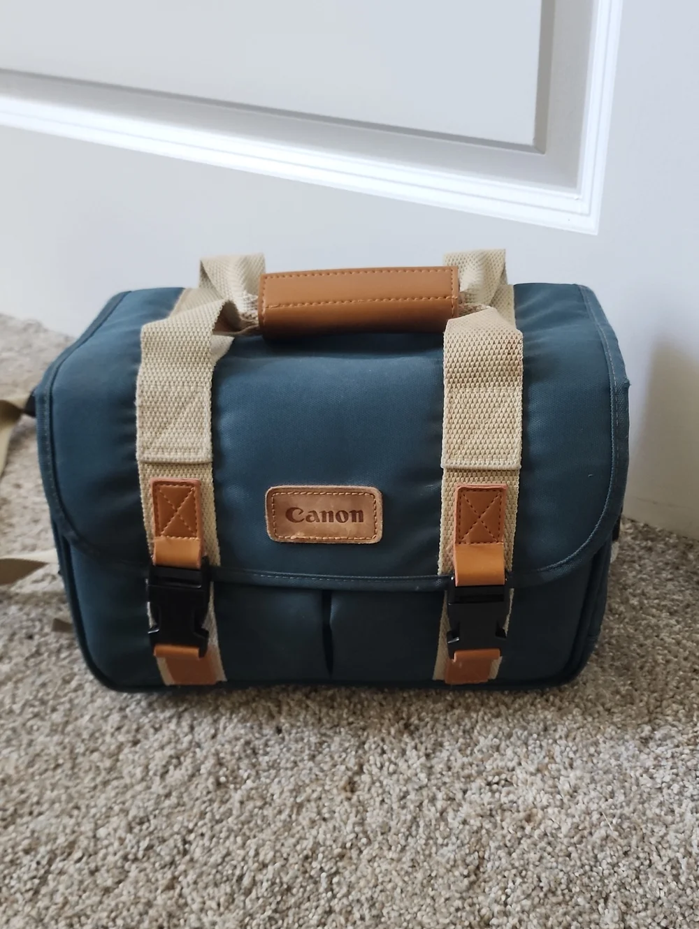 VINTAGE Canon Dark green Camera Bag with Tan Accents